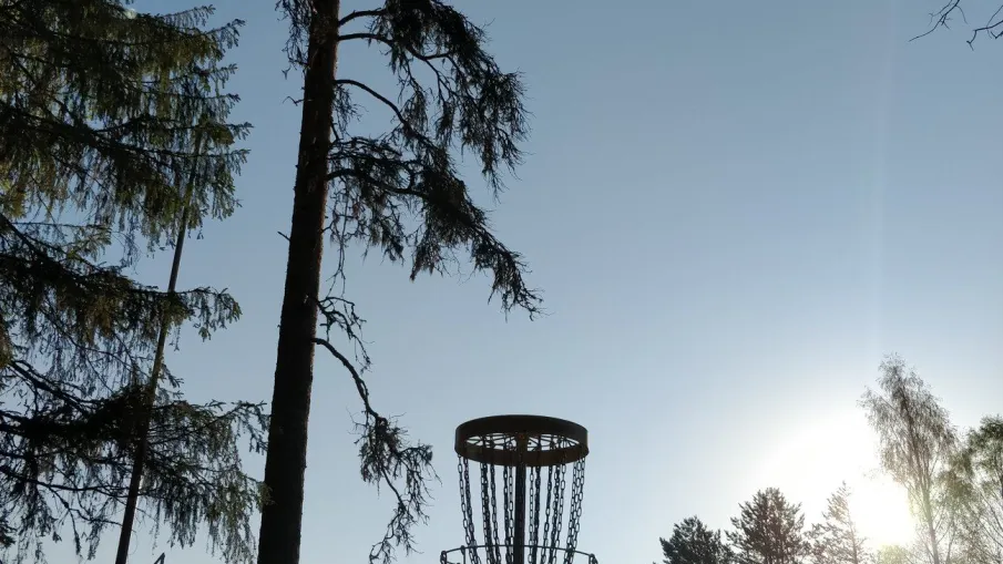 Röda Vikens discgolfbana